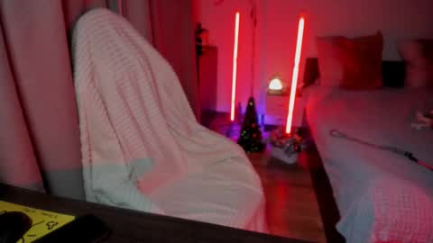 Snapshot of naked_psychologist chatting on 12-31-24, 04:14 Asy no face  online show from 12-31-24, 04:14
