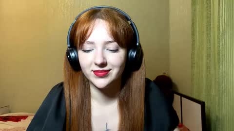 Snapshot of nakitawiggin chatting on 02-18-26, 10:22 Luna online show from 02-18-26, 10:22