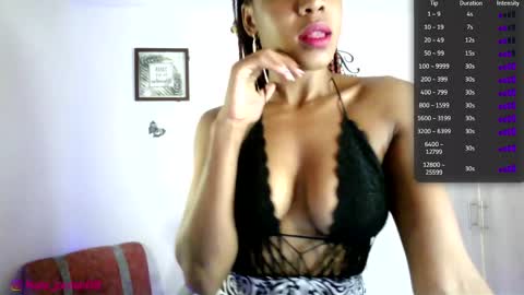 N A L A  NEW instagram nala jordan08 online show from 04-22-26, 01:45