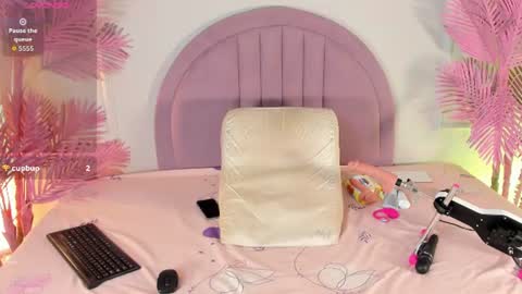 Snapshot of nalapalmer chatting on 07-27-26, 07:10 nalapalmer online show from 07-27-26, 07:10