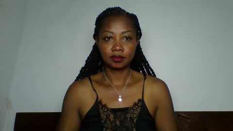 Snapshot of nalinah86 chatting on 02-20-26, 03:25 nalinah86 online show from 02-20-26, 03:25