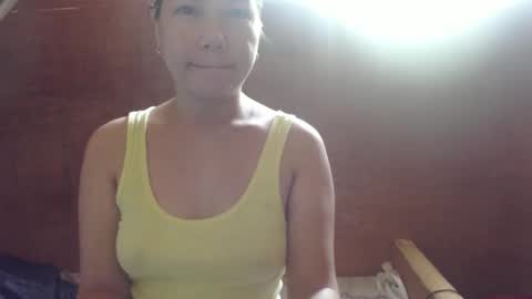 Snapshot of nami0784 chatting on 10-20-25, 05:30 IamYourSafeHaven online show from 10-20-25, 05:30
