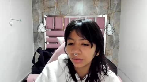 nami_usagi online show from 12-26-24, 11:10