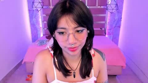 nami_usagi online show from 01-04-25, 05:05