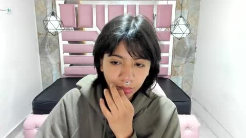 nami_usagi online show from 01-14-25, 11:10