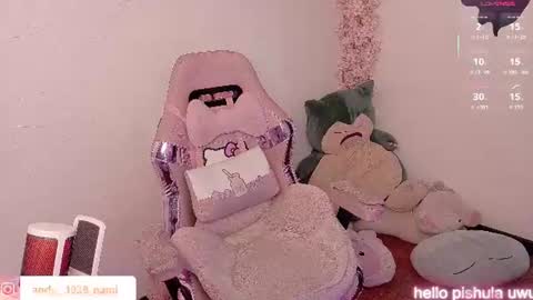 nami_usagi online show from 07-14-26, 04:02