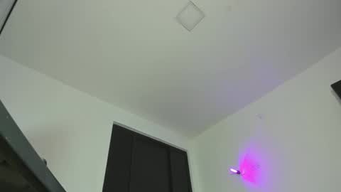 Snapshot of namir__ chatting on 01-15-26, 11:04 Namir online show from 01-15-26, 11:04