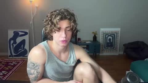 Snapshot of namiraaxel chatting on 02-06-25, 06:18 Georges online show from 02-06-25, 06:18