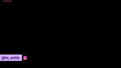 Snapshot of namithompson chatting on 07-26-26, 01:03 NamiThompson online show from 07-26-26, 01:03