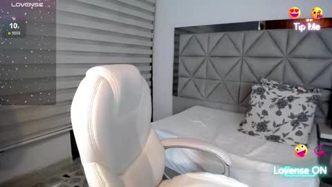 Snapshot of nana_levy chatting on 01-25-25, 07:06 Nana levy online show from 01-25-25, 07:06