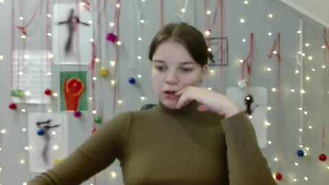 Nana online show from 11-25-25, 08:03