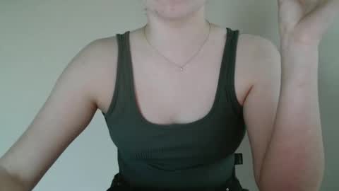 Nana online show from 04-17-26, 05:10