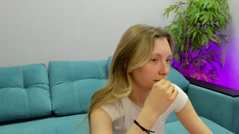Snapshot of nanami_v02 chatting on 01-26-25, 06:16 Maeve online show from 01-26-25, 06:16