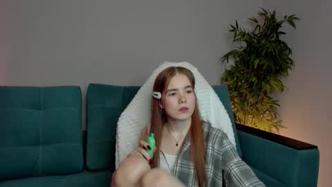 Snapshot of nanami_v02 chatting on 02-17-25, 02:59 Maeve online show from 02-17-25, 02:59