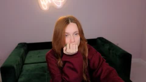 Snapshot of nanami_v02 chatting on 09-28-25, 03:06 Maeve online show from 09-28-25, 03:06
