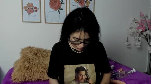 Snapshot of nanamii_04 chatting on 03-05-25, 01:52 nanamii_04 online show from 03-05-25, 01:52