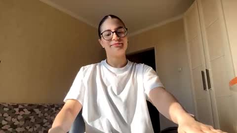 Emilia  or Emi online show from 12-16-25, 11:37