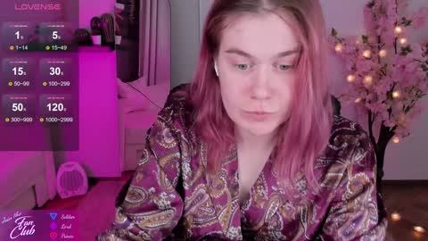 Snapshot of nancy_sun_ chatting on 12-12-24, 02:11 Nancy online show from 12-12-24, 02:11