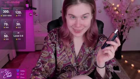 Snapshot of nancy_sun_ chatting on 12-17-24, 06:20 Nancy online show from 12-17-24, 06:20