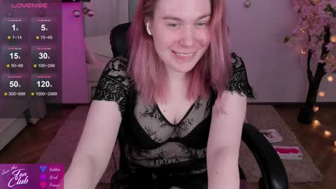 Snapshot of nancy_sun_ chatting on 12-18-24, 02:38 Nancy online show from 12-18-24, 02:38