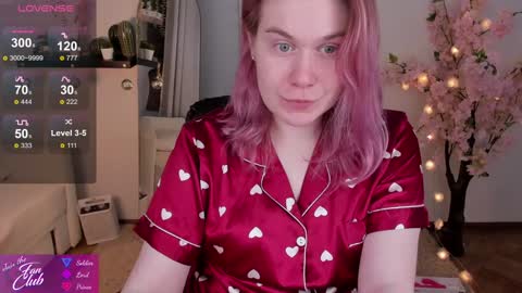 Snapshot of nancy_sun_ chatting on 01-11-25, 10:51 Nancy online show from 01-11-25, 10:51