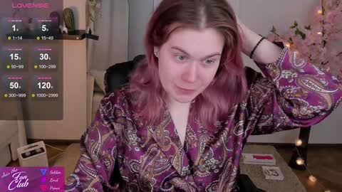 Snapshot of nancy_sun_ chatting on 01-16-25, 11:15 Nancy online show from 01-16-25, 11:15