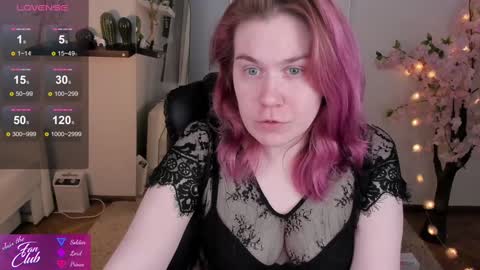 Snapshot of nancy_sun_ chatting on 01-22-25, 11:34 Nancy online show from 01-22-25, 11:34