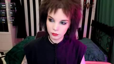 Nancy online show from 11-23-25, 04:23