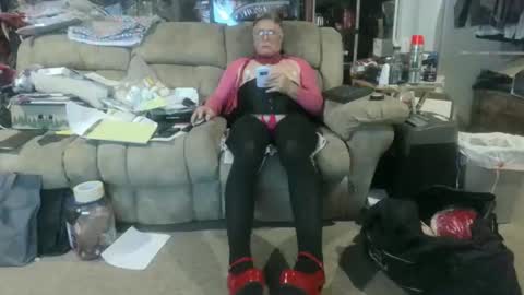 Snapshot of nancyboy_1 chatting on 10-16-25, 02:56 nancyboy_1 online show from 10-16-25, 02:56