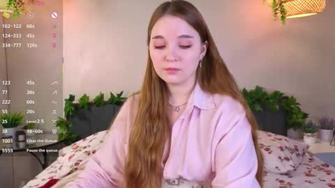 Snapshot of nancycaseys chatting on 12-02-25, 05:13 Luna online show from 12-02-25, 05:13