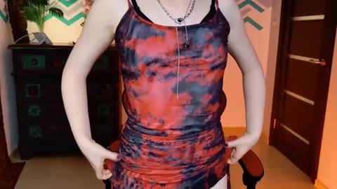 nancymartinez online show from 11-30-25, 09:02