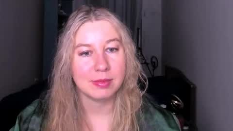 Nancy online show from 03-08-26, 04:55