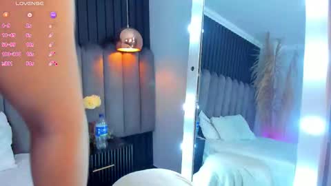 Snapshot of nanda_vixen_ chatting on 02-27-26, 10:43 Nanda online show from 02-27-26, 10:43