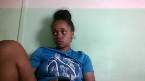 Snapshot of nandrianina416143 chatting on 05-19-26, 09:15 nandrianina416143 online show from 05-19-26, 09:15