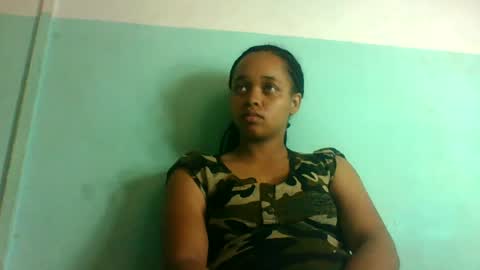 Snapshot of nandrianina416143 chatting on 06-14-26, 05:42 nandrianina416143 online show from 06-14-26, 05:42