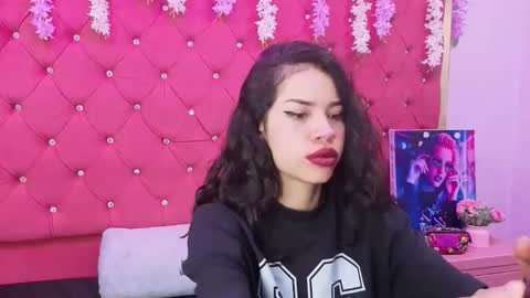 nanis james21 online show from 11-11-25, 02:44