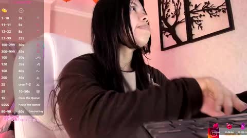 Snapshot of nanit_l chatting on 02-23-26, 09:34 anna online show from 02-23-26, 09:34