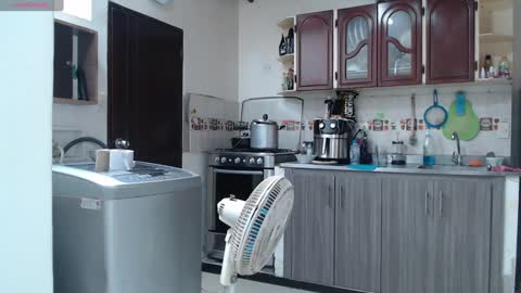 nanna_and_balder2 online show from 02-06-25, 08:56