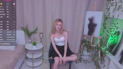 Snapshot of nannetteterrill chatting on 04-14-26, 06:19 nannetteterrill online show from 04-14-26, 06:19