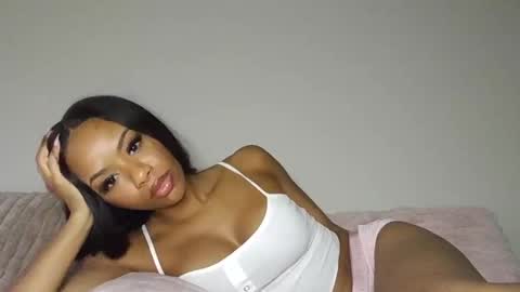 Nanneypooh online show from 10-22-25, 07:19