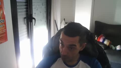 Snapshot of nano22salamanca chatting on 01-31-25, 10:31 nano22salamanca online show from 01-31-25, 10:31