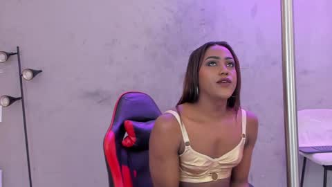 Naomi Blair online show from 04-16-26, 05:08