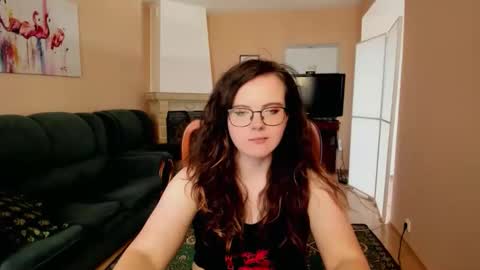 Snapshot of naomi_di chatting on 06-10-26, 10:36 naomi_di online show from 06-10-26, 10:36