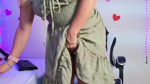 Naomi online show from 11-15-25, 12:34