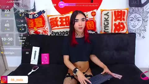 Snapshot of naomi_femme chatting on 05-12-26, 11:29 naomi_femme online show from 05-12-26, 11:29