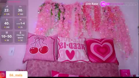 Snapshot of naomi_femme chatting on 05-27-26, 11:40 naomi_femme online show from 05-27-26, 11:40