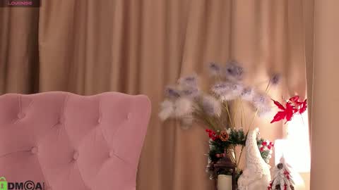 Snapshot of naomi_rias chatting on 11-25-25, 01:38 Naomi online show from 11-25-25, 01:38