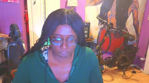 Snapshot of naomifux chatting on 05-26-26, 07:21 Naomi online show from 05-26-26, 07:21
