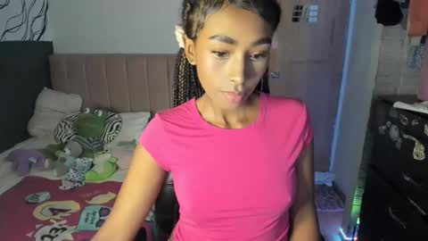 Naomii online show from 02-22-25, 01:11