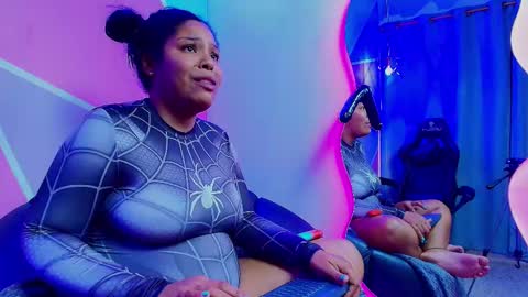 Naomi Campbel online show from 10-15-25, 01:55